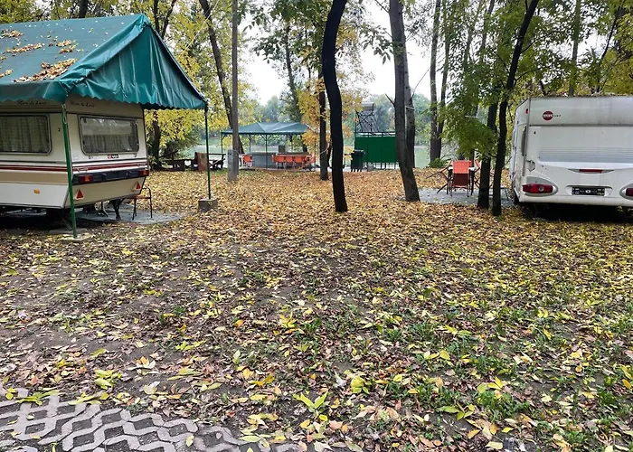 Tisza-beach Wild Camping4 * Szeged